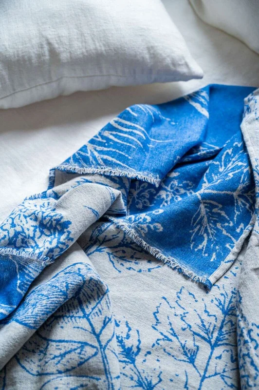 MANTA AUSTRIACA ALBA BLUE - 2.00 X 1.40 MTS en Azul - Textiles, Uruguay | La Iberica, vista 6