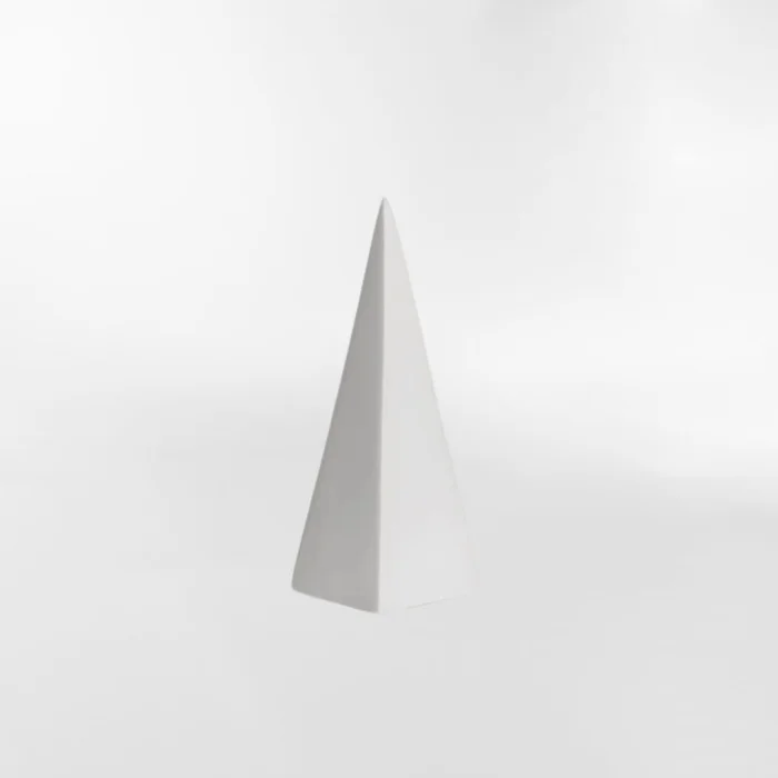 DECORACION PYRAMID Blanco Medium en Blanco - Decoración, Uruguay | Viasono, vista 2