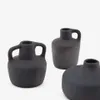 Set Sofra de 3 jarrones de terracota con acabado negro 6 cm / 7 cm / 10 cm en Negro - Jarrones, Uruguay | Kavehome, vista 3 de 4