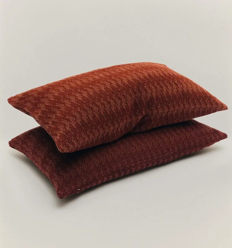 FUNDA COJÍN CHENILLA en Terracota - Textiles, Uruguay | Zara Home