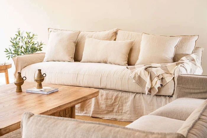 SILLON ALMA LINO BEIGE - 2.30 MTS en Beige - Sillones y sofás, Uruguay | La Iberica