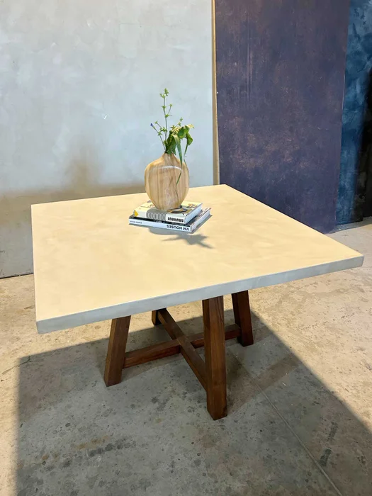 Mesa de comedor DELPHINUS cuadrada en Beige - Mesas de comedor, Uruguay | Mezcla, vista 3