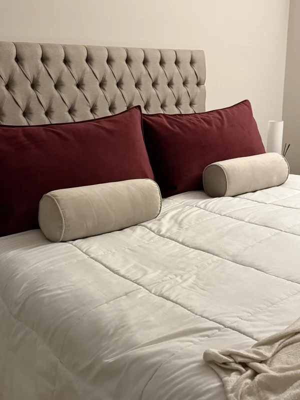 Almohadón Velvet Roll - Textiles, Uruguay | Decilo con Alma, vista 4