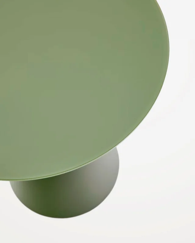 Mesa auxiliar Wilshire cristal templado glaseado y acero acabado - pintado verde mate Ø50cm en Verde - Mesas de arrimo, Uruguay | Kavehome, vista 4