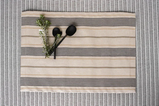 INDIVIDUAL OTOÑO en Beige - Textiles, Uruguay | Sentido Jose Ignacio, vista 2