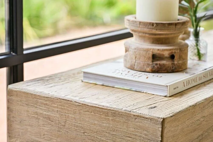 MESA DE ARRIMO / CONSOLA TAURET - 1.42 MTS en Madera natural - Bibliotecas, Uruguay | La Iberica, vista 17