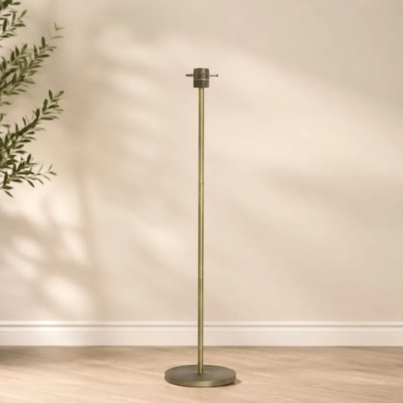 Lámpara De Pie En Bronce Vancouver - Lámparas de mesa, Uruguay | Aihaus