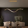 Luminaria Colgante LED Barboza Dorado en Amarillo - Lámparas colgantes, Uruguay | Serlux, vista 2 de 7