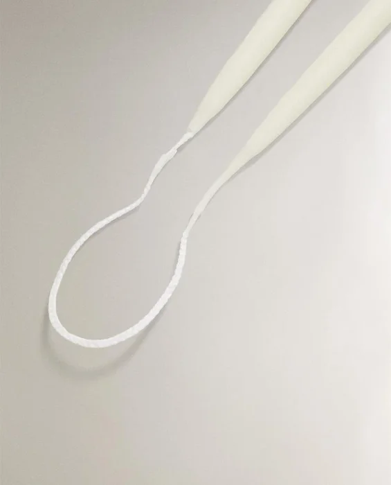 VELA DECORATIVA LARGA (PACK DE 2) en Blanco - Velas y Portavelas, Uruguay | Zara Home, vista 4