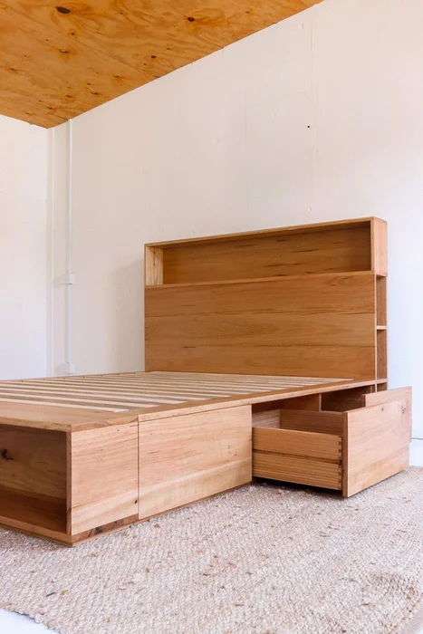 Cama Ágata Con Cajones en Madera natural - Mesas de luz, Uruguay | Decoquadra, vista 3
