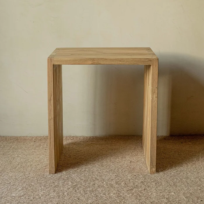 Mesa lateral Sofi en Madera natural - Mesas de arrimo, Uruguay | De Arcos, vista 2