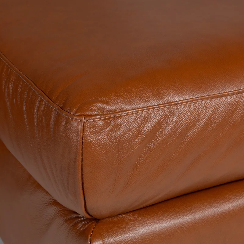 Rinconera Royale - Cuero Básico - Chaise Derecho - 457 (Brandy) en Blanco - Sillones y sofás, Uruguay | Nyr, vista 5
