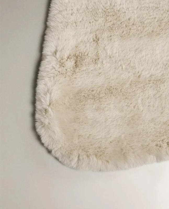 ALFOMBRA PELO IRREGULAR en Beige - Alfombras, Uruguay | Zara Home, vista 6