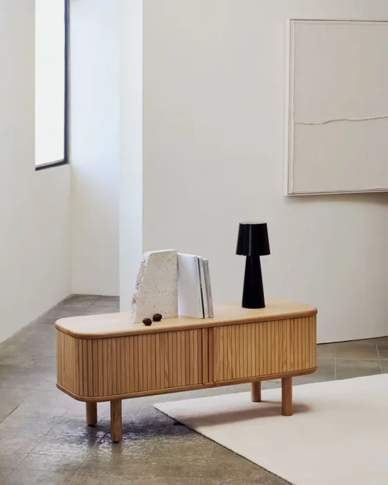 Mueble TV Mailen 2 puertas en chapa de fresno - con acabado natural 120 x 50 cm en Madera natural - Muebles para TV, Uruguay | Kavehome, vista 2