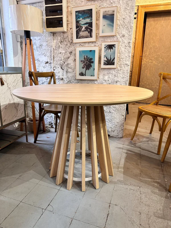 Mesa de Comedor Pipa Redonda 110cm - Crudo en Blanco - Mesas de comedor, Uruguay | Berna Home, vista 7