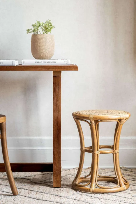 ESCRITORIO / MESA COMEDOR PETIT en Marrón - Mesas de comedor, Uruguay | La Iberica, vista 3