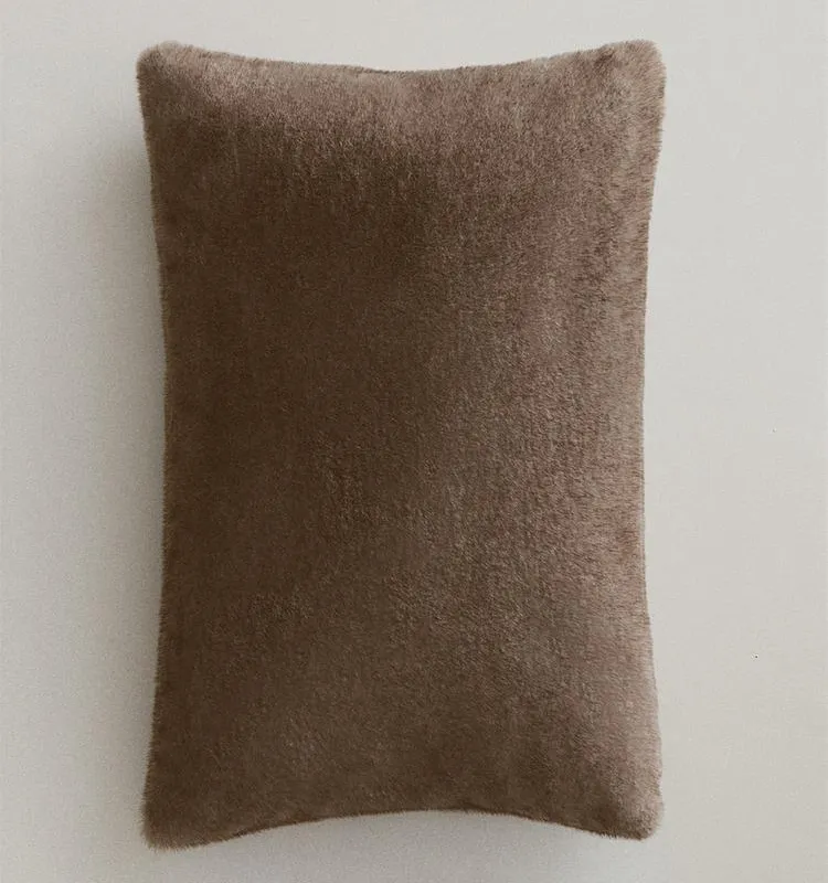 FUNDA COJÍN PELO en Marrón - Textiles, Uruguay | Zara Home
