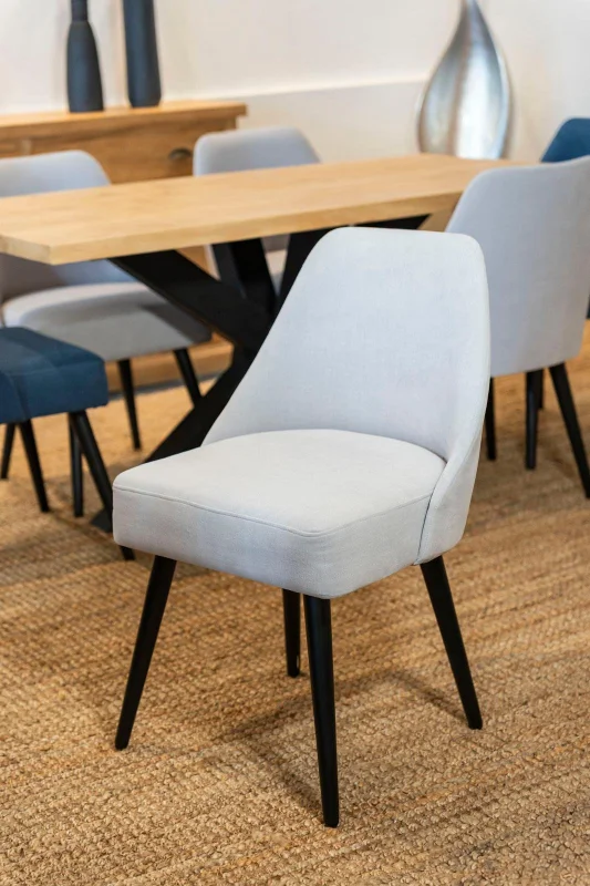 Silla Eames en Negro - Sillas, Uruguay | Marvic, vista 3