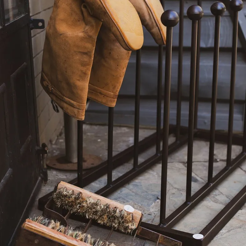 Botero para 6 pares - Zainas en Marrón - Textiles, Uruguay | Zainas