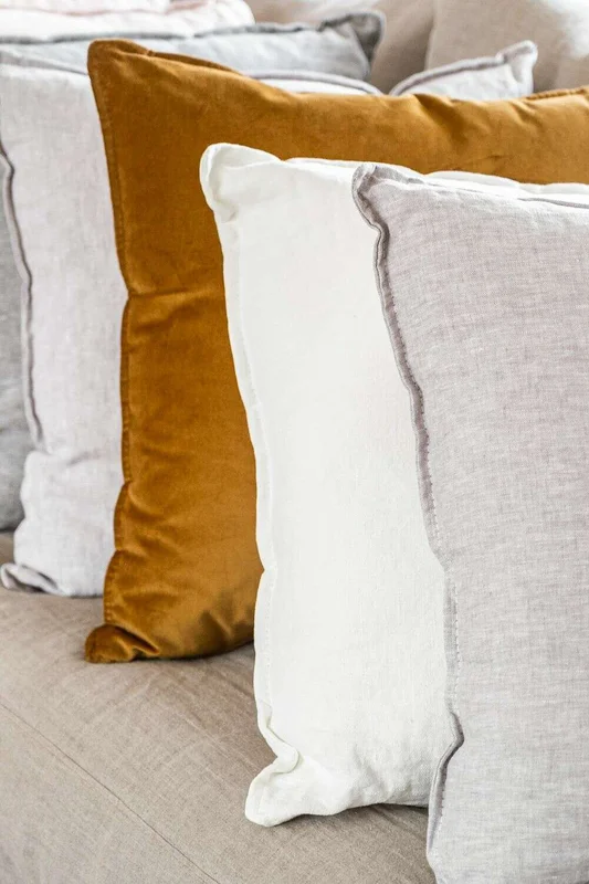 ALMOHADON PAZ - LINO BLANCO - 55 X 55 en Blanco - Textiles, Uruguay | La Iberica, vista 3