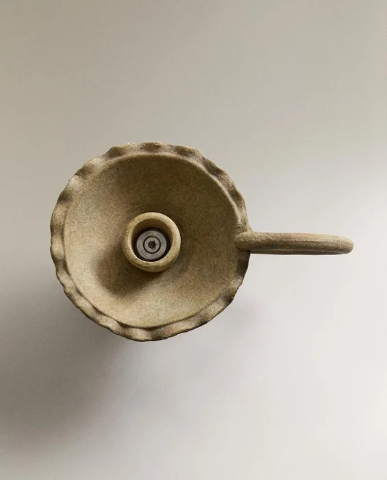 PORTAVELAS CERÁMICA ONDAS en Beige - Velas y Portavelas, Uruguay | Zara Home, vista 4