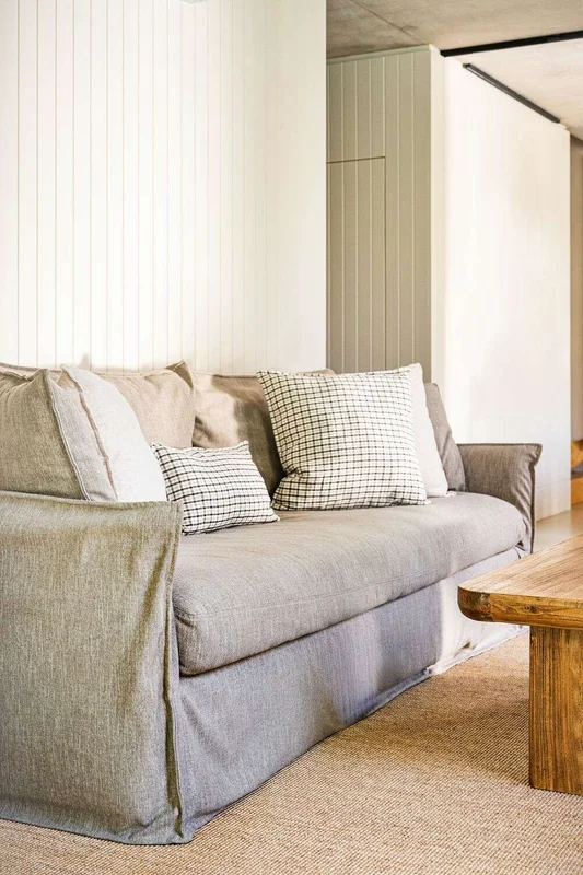 SILLON ALMA LINO BELGA ANTIMANCHAS - 2.30 MTS en Gris - Sillones y sofás, Uruguay | La Iberica, vista 8