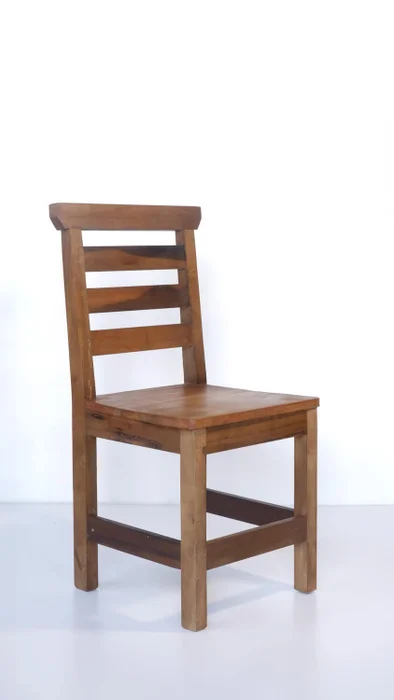 SILLA PARATY en Madera natural - Sillas, Uruguay | Fundamento Muebles, vista 3