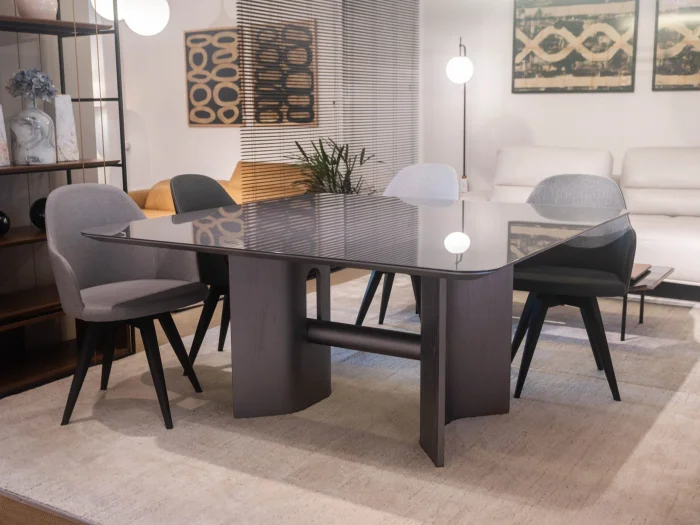 Mesa Scala Cuadrada en Madera natural - Mesas de comedor, Uruguay | Arquetipo, vista 5