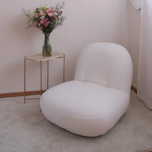 Butaca Bombai - Crema en Beige - Butacas, banquetas y puffs, Uruguay | Walnut