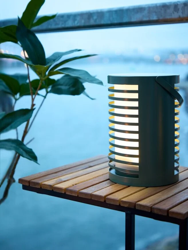 Lámpara pilas HAVTERNE Ø16xAl22cm oliva en Verde - Muebles para el exterior, Uruguay | JYSK, vista 2