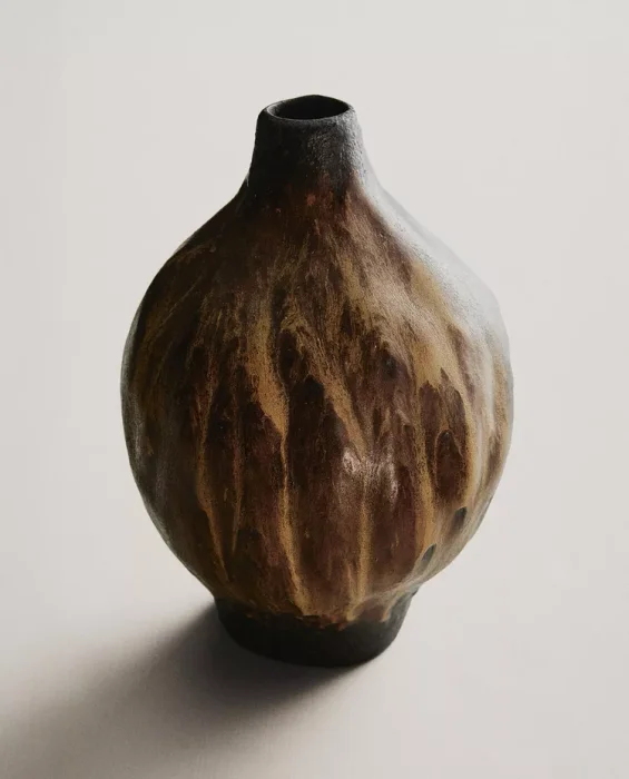 JARRÓN CERÁMICA IRREGULAR - Jarrones, Uruguay | Zara Home