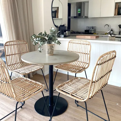 Mesa De Comedor FRANZ en Gris - Mesas de comedor, Uruguay | Mezcla