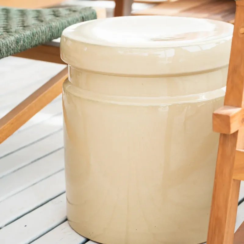Stool en Beige - Mesas de arrimo, Uruguay | Balcony