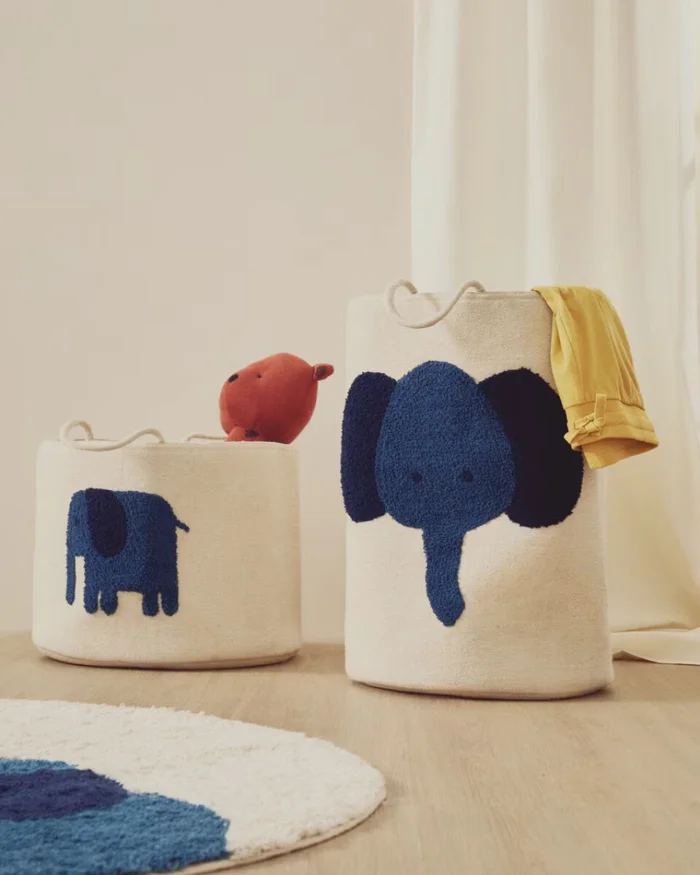 Cesta Tandani de algodón beige con elefante azul 50 cm en Beige - Canastos, Uruguay | Kavehome, vista 2