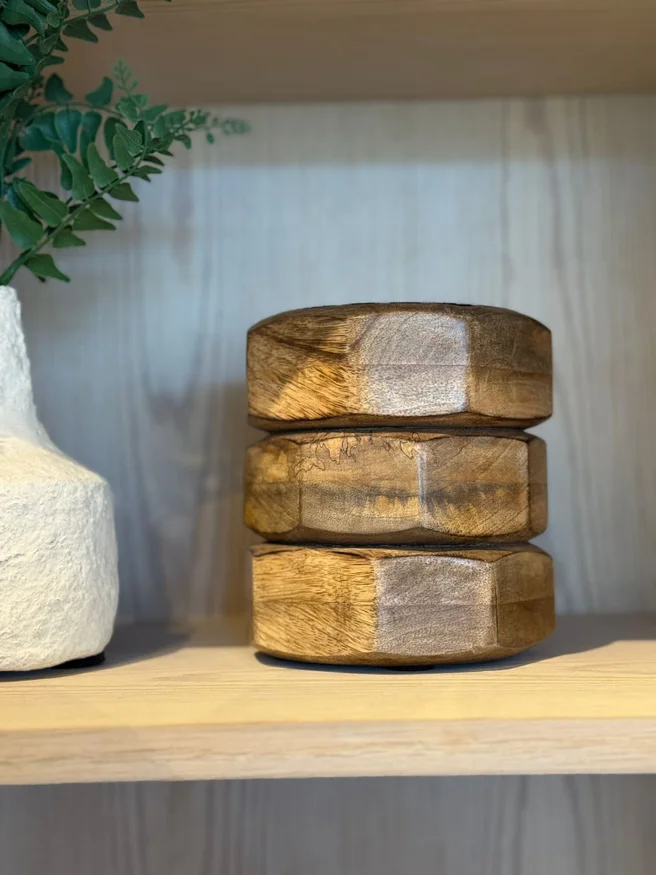 PORTA VELA TRIBAL MADERA MANGO NATURAL en Madera natural - Velas y Portavelas, Uruguay | Masinfinito Casa, vista 2