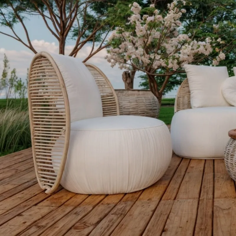 POLTRONA DE EXTERIOR PERLAGE BEIGE en Blanco - Butacas, banquetas y puffs, Uruguay | Viasono