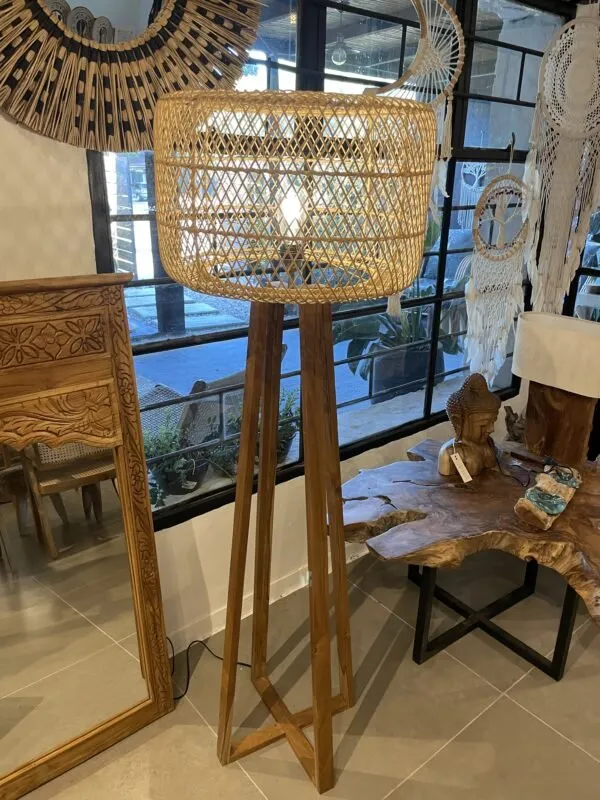 Lámpara de pie Amalia en Madera natural - Lámparas de pie, Uruguay | Balihai