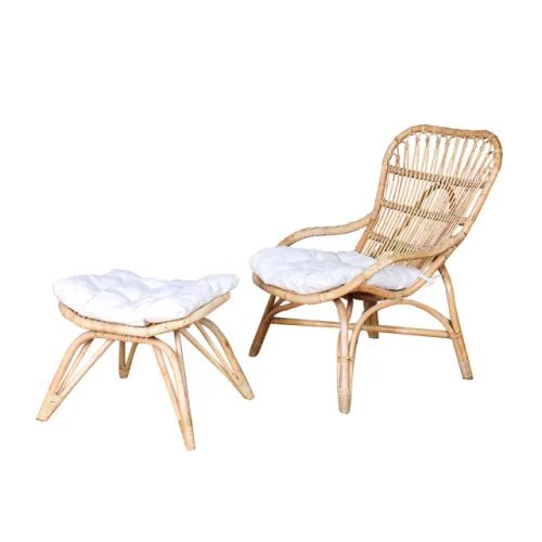 SILLON Y BANQUETA en Madera natural - Sillones y sofás, Uruguay | Sentido Jose Ignacio