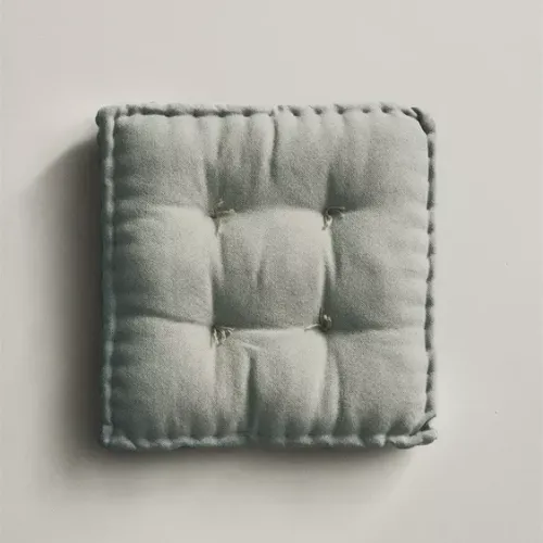 COJÍN SILLA PESPUNTES en Gris - Textiles, Uruguay | Zara Home