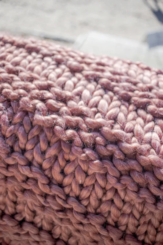 THROW TEJIDO A MANO PERLA ROSA en Rosa - Textiles, Uruguay | Sentido Jose Ignacio, vista 3
