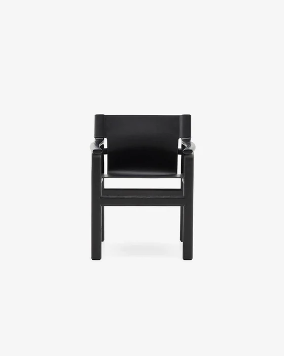 Silla Jan de fibras de cuero reciclado negro y madera maciza de fresno con acabado negro FSC 100% en Negro - Sillas, Uruguay | Kavehome, vista 5