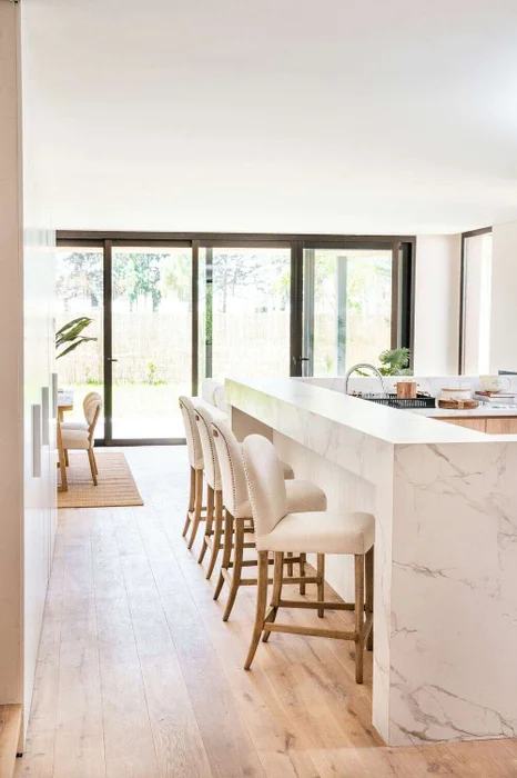 SILLA DE BAR RALPH - LINO en Beige - Sillas, Uruguay | La Iberica, vista 5