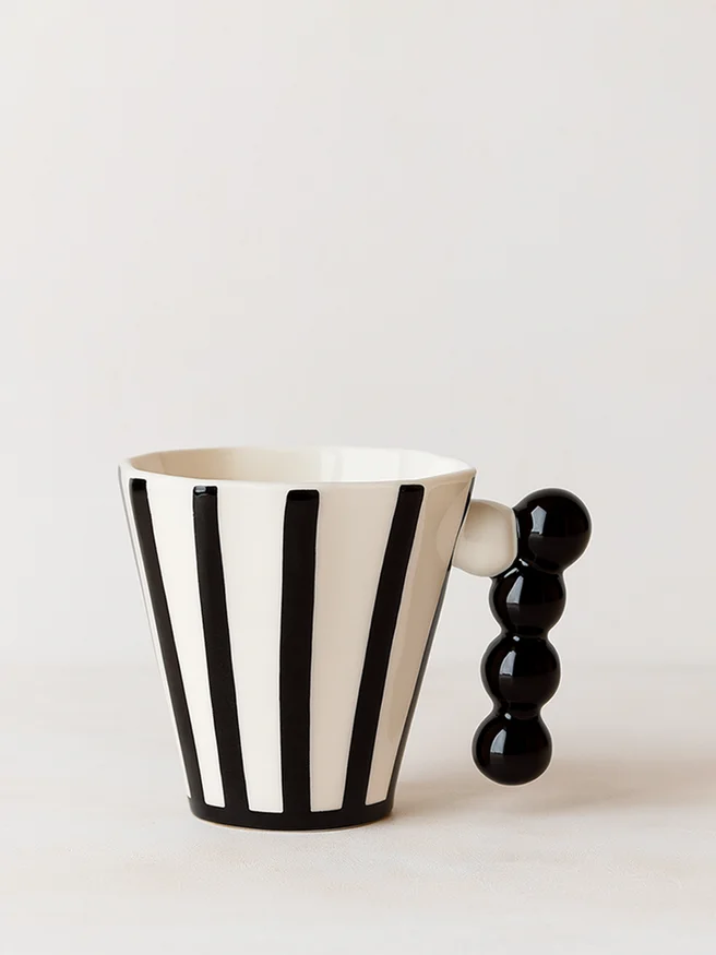 Taza Bolitas Rayada en Negro - Decoración, Uruguay | Cabana, vista 2