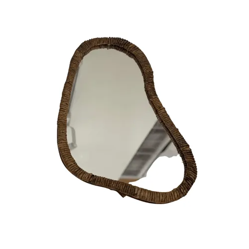 ESPEJO CRAFTS IRREGULAR BANANA NAT en Madera natural - Espejos, Uruguay | Masinfinito Casa