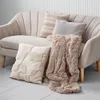 Manta MYRFIOL 135x195 pelo topo en Marrón claro - Textiles, Uruguay | JYSK, vista 5 de 5