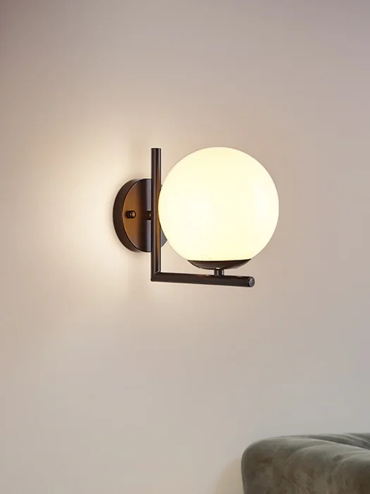 LUMINARIA VERNER BLACK en Negro - Iluminación, Uruguay | Berlina Store