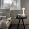 Lámpara de Mesa Samoa Portátil Recargable White en Blanco - Lámparas de mesa, Uruguay | Serlux, vista 2 de 5