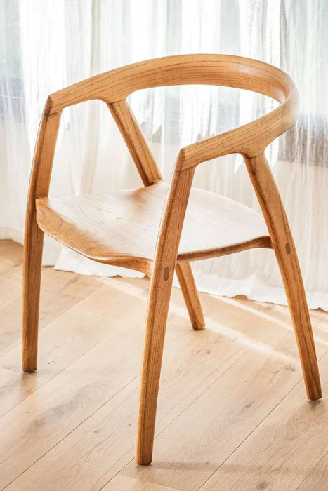 SILLA BONHAM - OLMO MIEL en Madera natural - Sillas, Uruguay | La Iberica