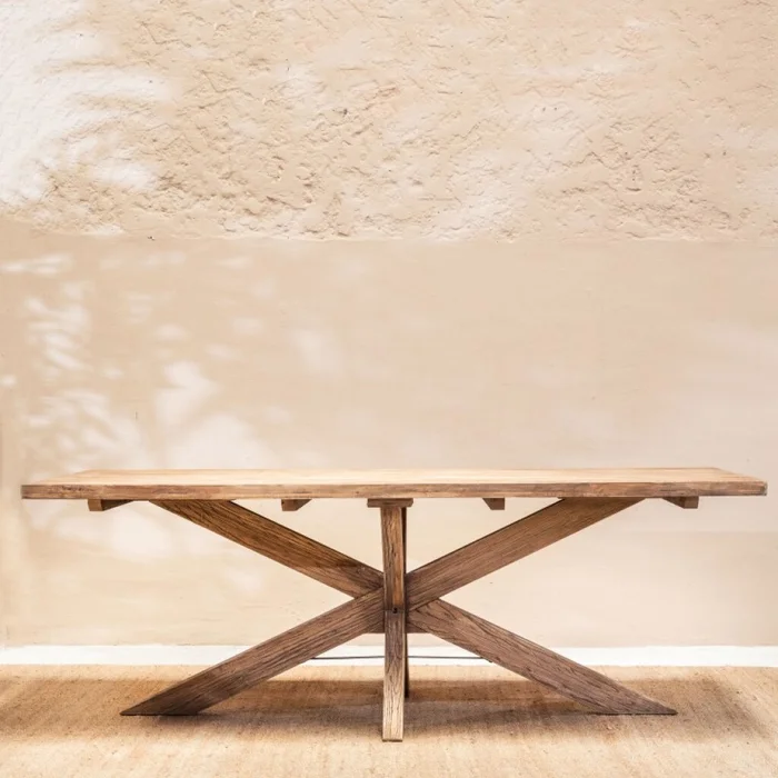 Mesa De Comedor Nikolaj 220cm en Madera natural - Mesas de comedor, Uruguay | Aihaus