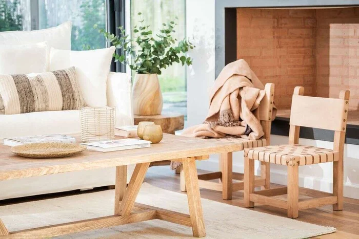 SILLITA TURRON - CUERO TRENZADO en Madera natural - Butacas, banquetas y puffs, Uruguay | La Iberica, vista 5